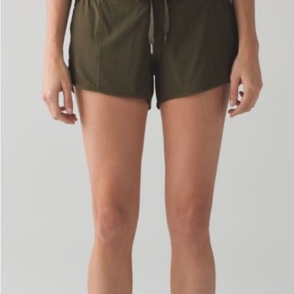 🍁50% Off Sale 🍁 Lululemon Hotty Hot Short - Picture 6 of 10